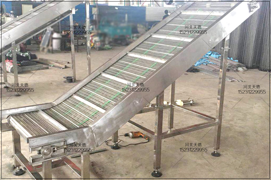 鏈板提升機(jī)